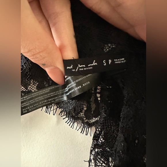 Urban Outfitters, Out From Under, Women’s Black Lace Bralette Top. Size S - Picture 3 of 4